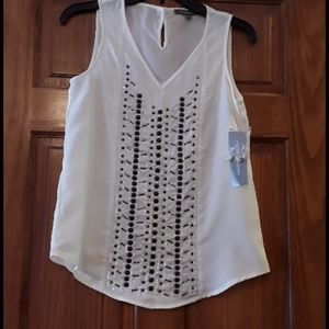 NY Collection V neck embellished shell tank NWT